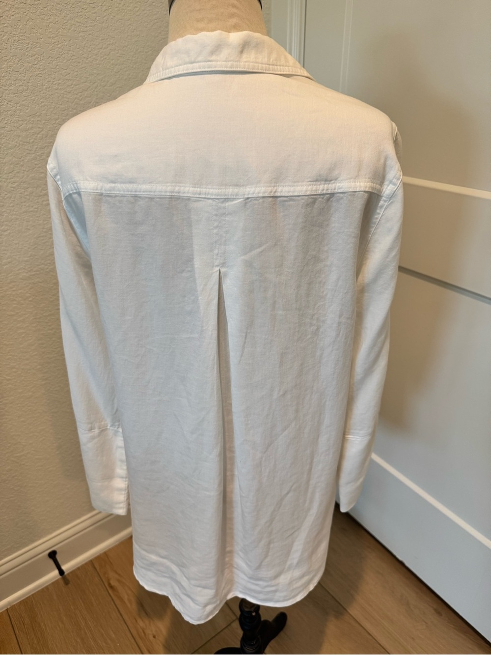 Cloth & Stone White Button-Down Shirt | Small | 100% Tencel Lyocell - Picture 2 of 8